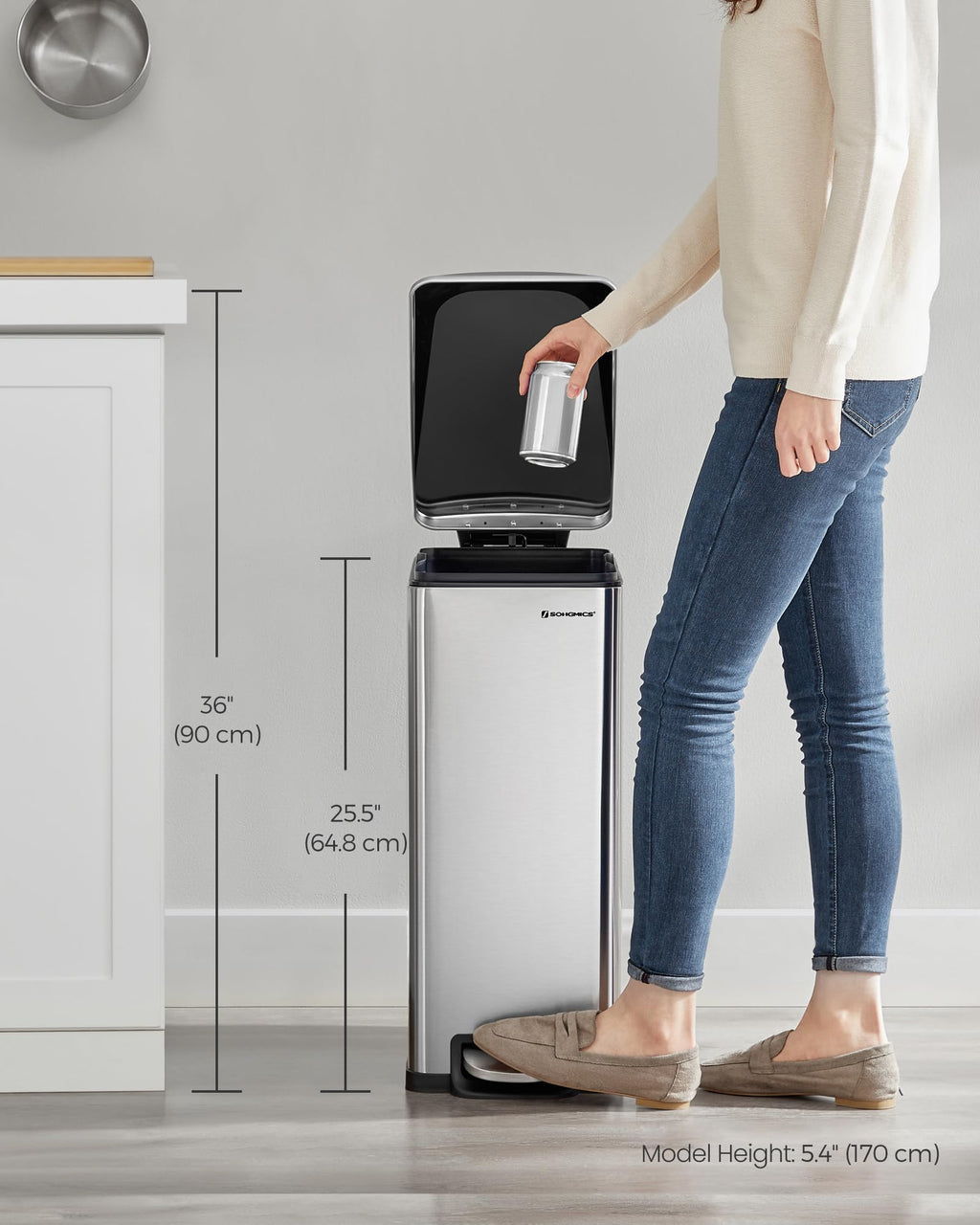 13 Gallon Stainless Steel Kitchen Trash Can with Lid R6545