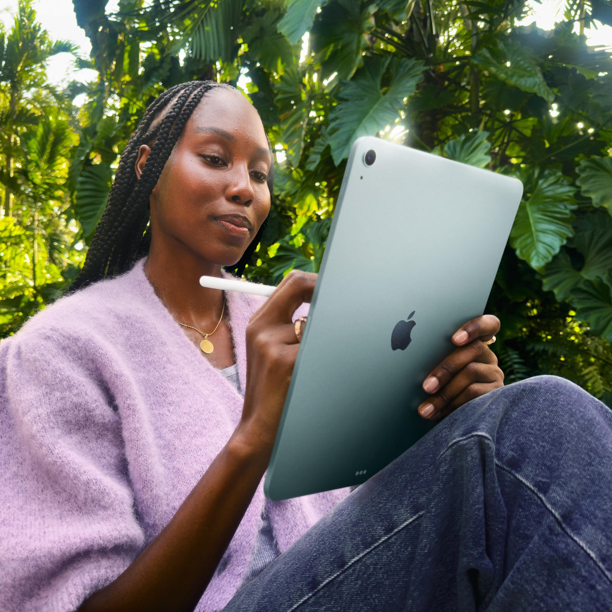11-inch Wi-Fi 128GB Space Gray iPad Air M485